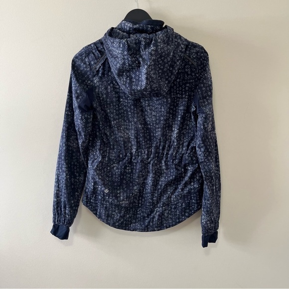 Lululemon Spring Forward Jacket Kanoko Twist Inkwell  Ghost / Inkwell Size 4 - Picture 6 of 16